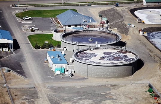 How Does Sewage Treatment Plants Contaminate Our Beaches-_2