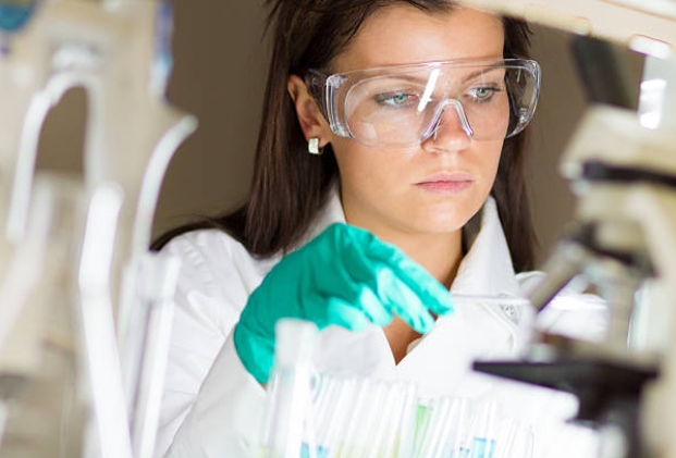 How to Source a Comprehensive List of Chemical Raw Materials for Your Business-_1.jpg