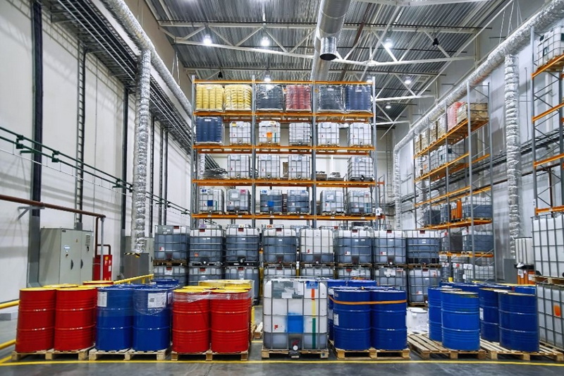 Best Practices for Storing and Handling Chemical Raw Materials_3
