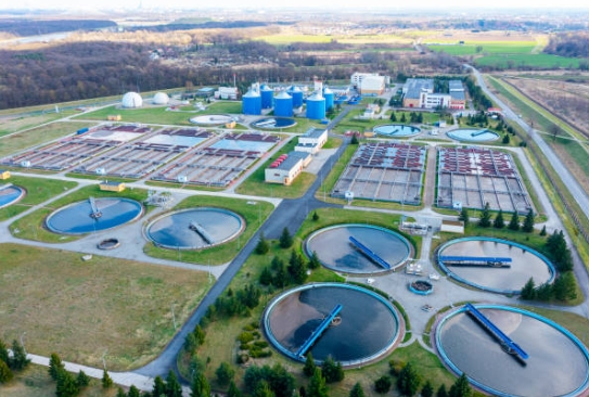 How Does A Municipal Sewage Treatment Plant Work-_2