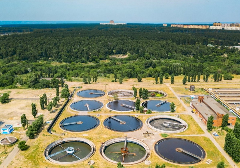 can you get sick from being near a sewage treatment-_2