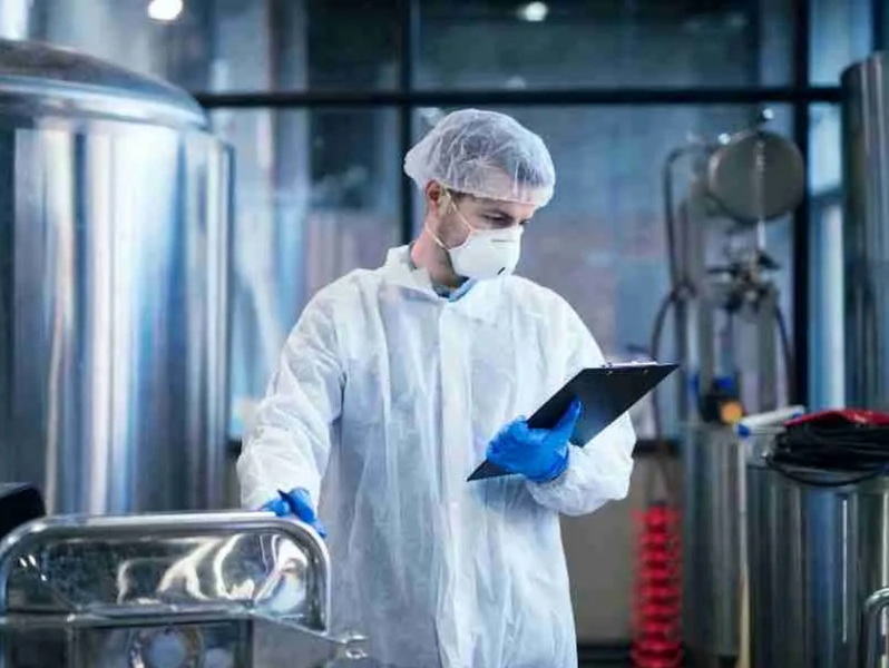 How to Choose the Right Chemical Raw Materials for Your Industry-_1